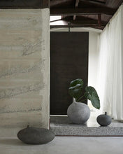 Load image into Gallery viewer, Submarine Vase, Fat - Dark grey