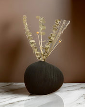 Load image into Gallery viewer, The Bloom Noir Vase