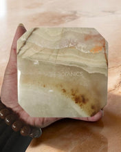 Load image into Gallery viewer, JB VELVET SMOKE ASHTRAY