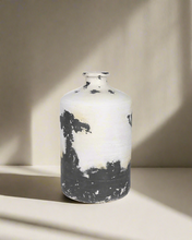 Load image into Gallery viewer, Black Smudge Vase