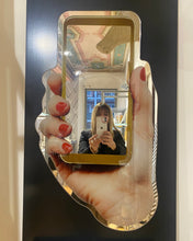 Load image into Gallery viewer, Selfie Shaped Mirror