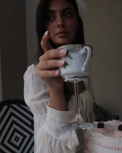 Load image into Gallery viewer, Flying Cup