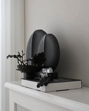 Load image into Gallery viewer, Guggenheim Vase, Big