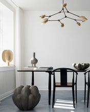 Load image into Gallery viewer, Clam Table Lamp - Brass