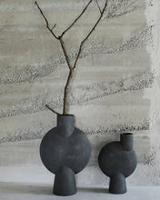 Load image into Gallery viewer, Sphere Vase Bubl, Big - Dark Grey