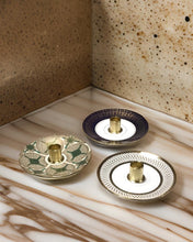 Load image into Gallery viewer, Flying Saucer Candle Holder