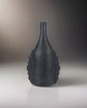 Load image into Gallery viewer, Decorative Edge Ecomix Vase