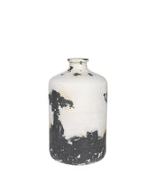 Load image into Gallery viewer, Black Smudge Vase