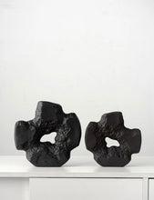 Load image into Gallery viewer, The Moon Rock Vase