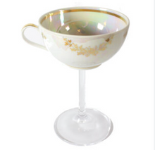 Load image into Gallery viewer, Flying Cup