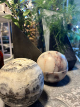Load image into Gallery viewer, JADE BOTANICS Rainbow Travertine Mubkhar