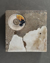 Load image into Gallery viewer, Le Cerne - Decorative & Serving Tray