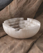 Load image into Gallery viewer, JB Royal Onyx Centerpiece
