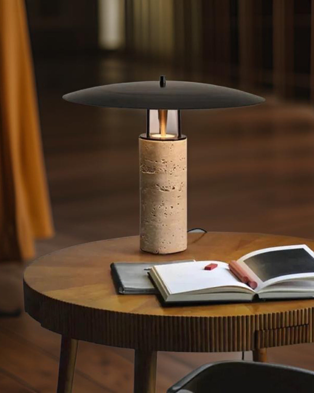 LUNA TABLE LAMP